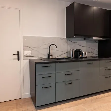 Rez De Chausse Dans Rue Pavee 4 Pers Nation Апартаменты