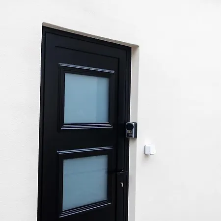 Rez De Chausse Dans Rue Pavee 4 Pers Nation Апартаменты *