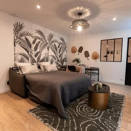 Rez De Chausse Dans Rue Pavee 4 Pers Nation Апартаменты *