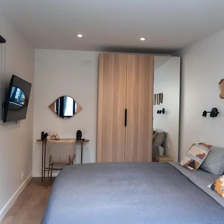 Rez De Chausse Dans Rue Pavee 4 Pers Nation Apartment *